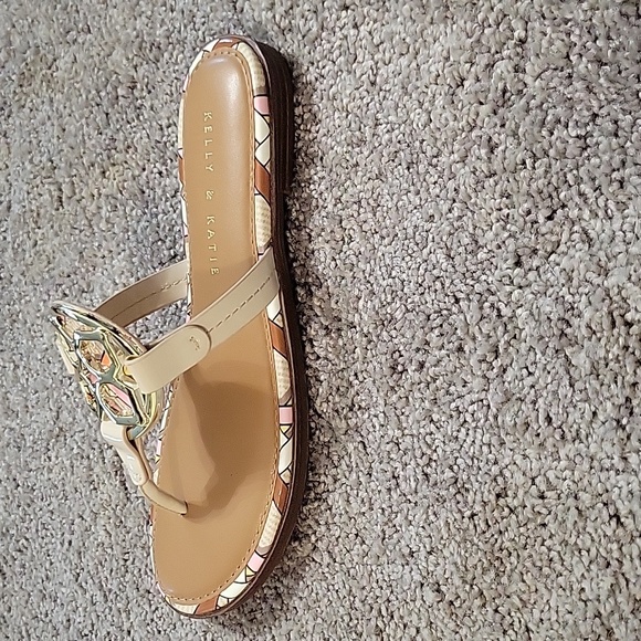 Kelly & Katie sandals - Picture 3 of 6